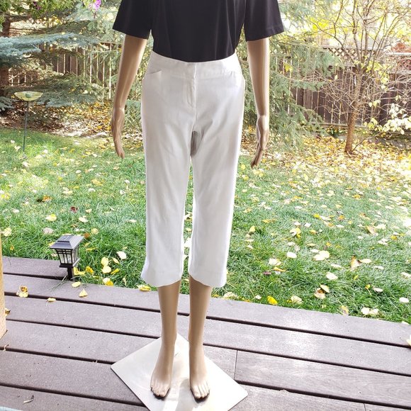 LAUNDRY by SHELLI SEGAL, White cropped boyfriend style khakis, Size: 10 - Picture 4 of 12